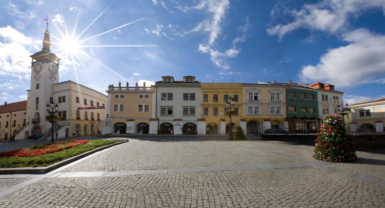 Hostel U Zlateho Kohouta Kroměříž المظهر الخارجي الصورة